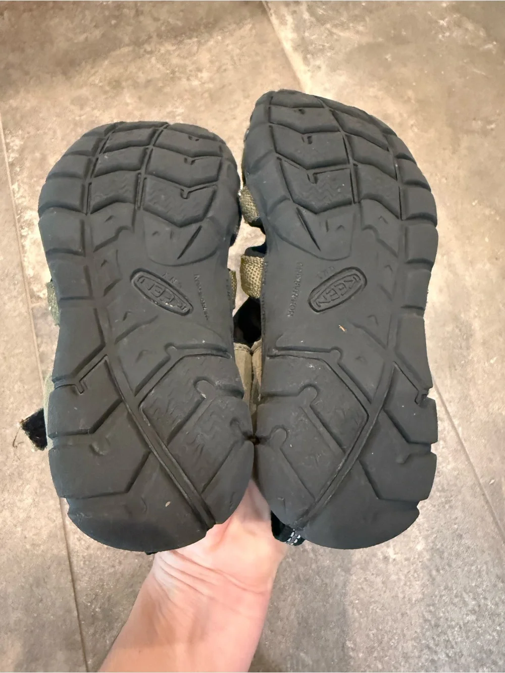 Keen Kids Olive Green and Orange Closed-Toe Sport Sandals